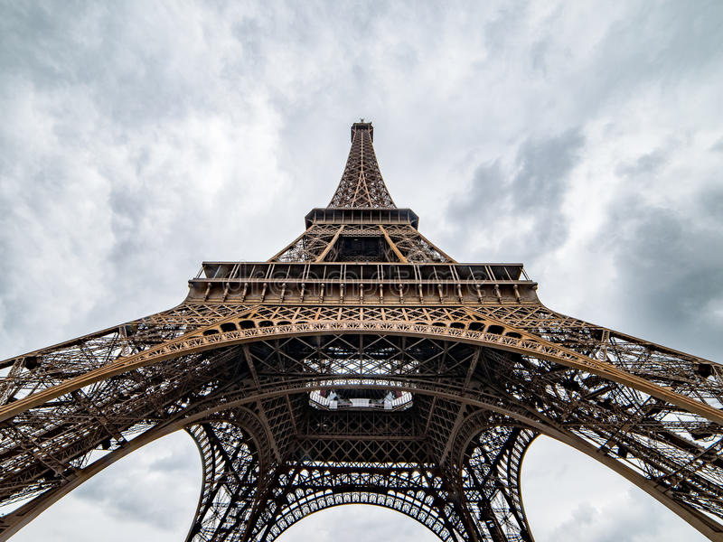 Torre Eiffel -Paris-Francia-Construccion Metálica